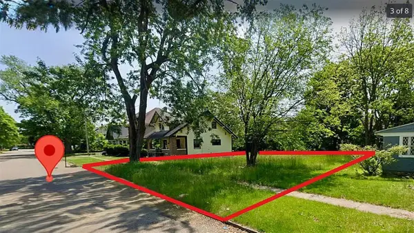 111 Oaklawn, Battle Creek, MI 49037