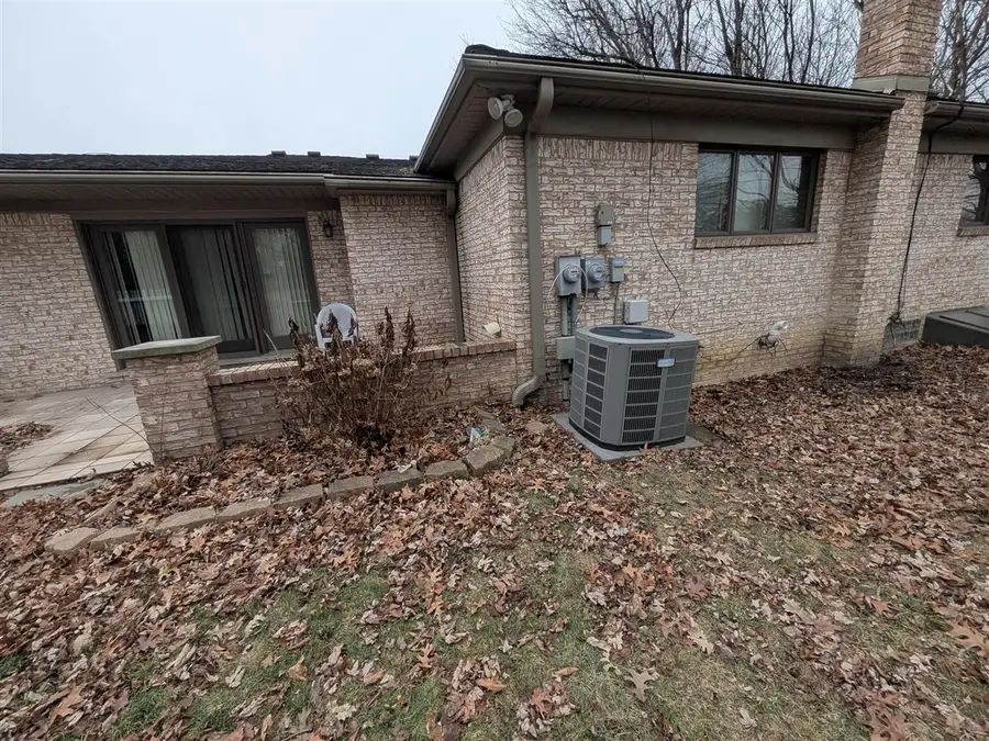 11235 Common, Warren, MI 48093 - #2