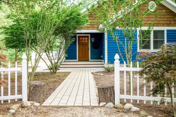 6010 Migiel, Sawyer, MI 49125