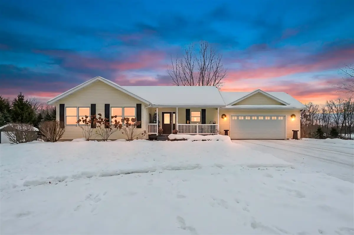 9299 26th, Gobles, MI 49055 - #1