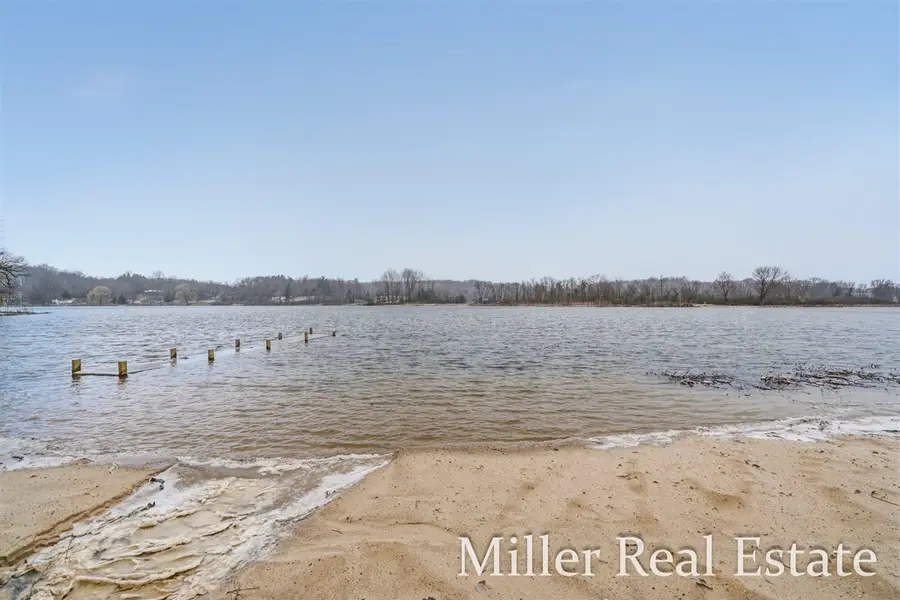 153 Sunset, Dowling, MI 49050 - #2