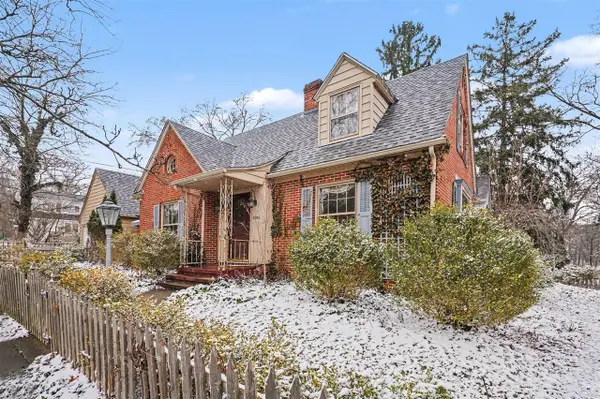 2006 Centeridge, Kalamazoo, MI 49008