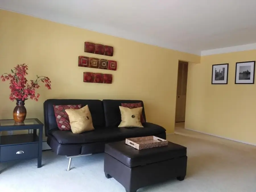 22039 E 11 Mile #20, Saint Clair Shores, MI 48081 - #3