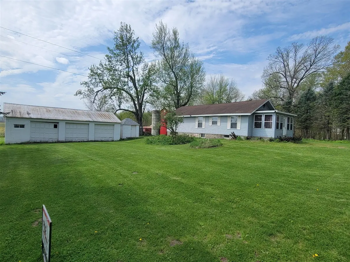 48705 92nd, Decatur, MI 49045 - #1