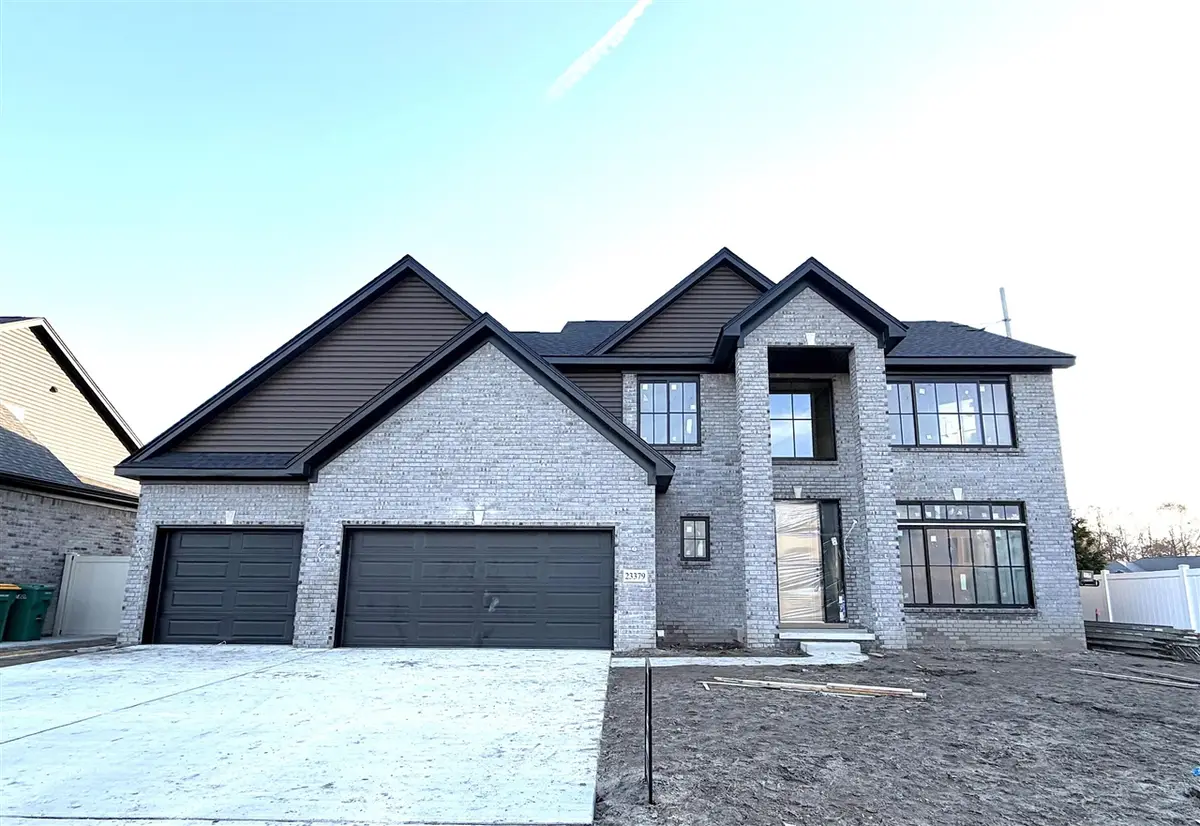 23379 Primrose, Brownstown, MI 48183 - #1