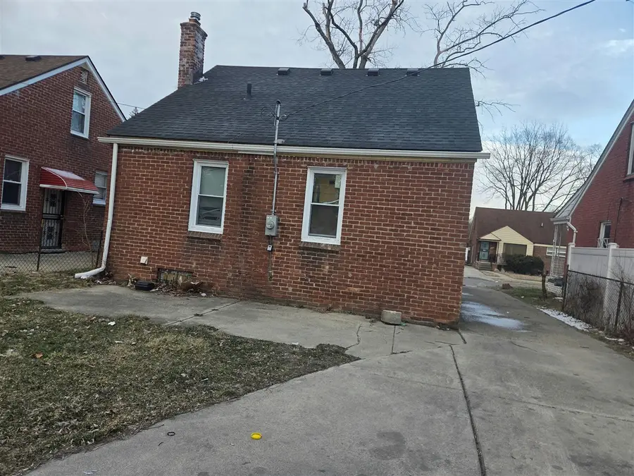 18556 Kentfield, Detroit, MI 48219 - #2
