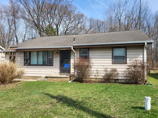 739 Dixie, Benton Harbor, MI 49022