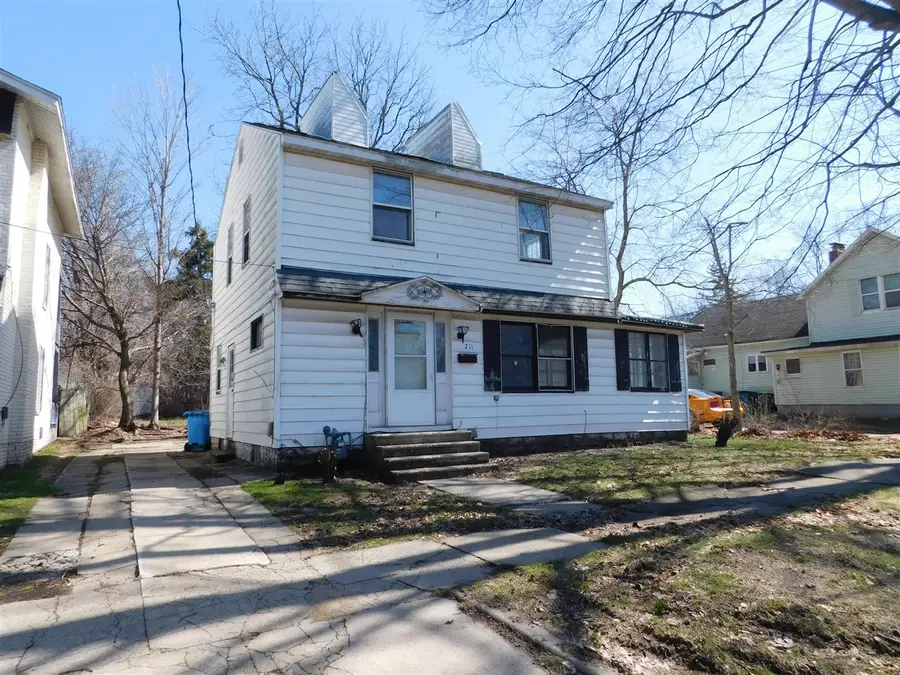 211 N 8th, Niles, MI 49120 - #2