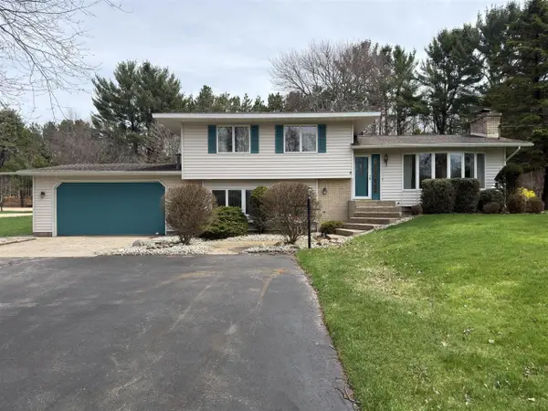 6142 Lake Harbor, Norton Shores, MI 49441