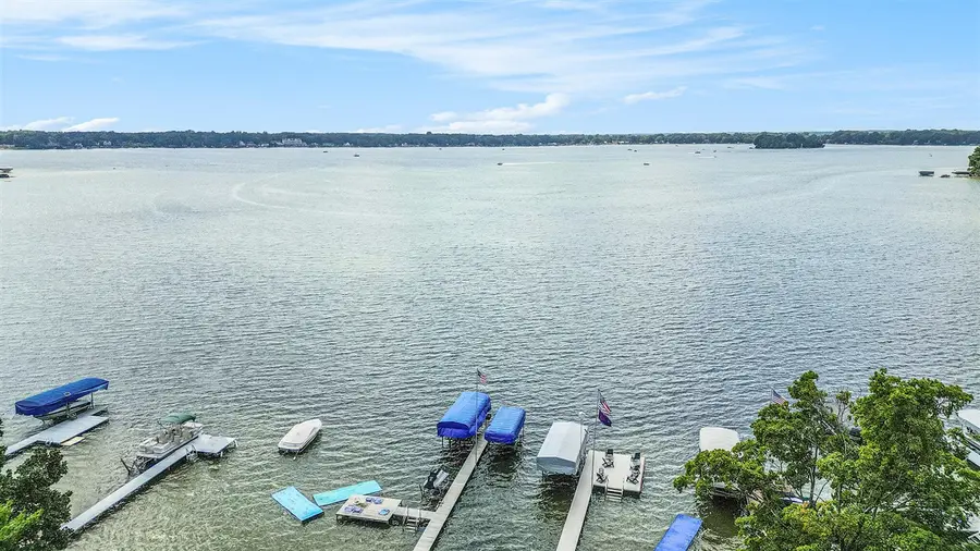 4304 Trails End, Middleville, MI 49333 - #3