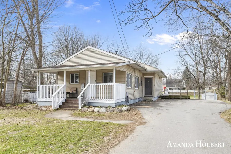 622 N Washington, Lowell, MI 49331 - #2