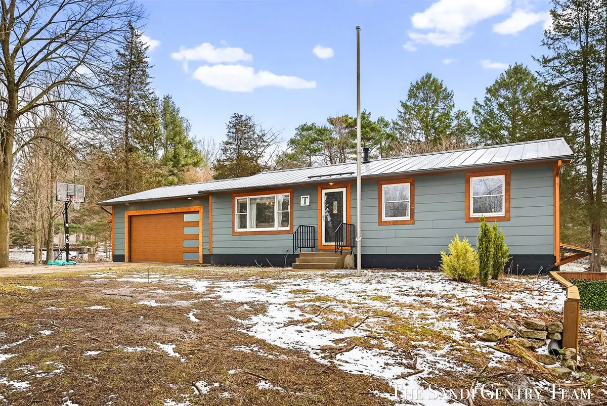 10816 168th, Grand Haven, MI 49417 - #1