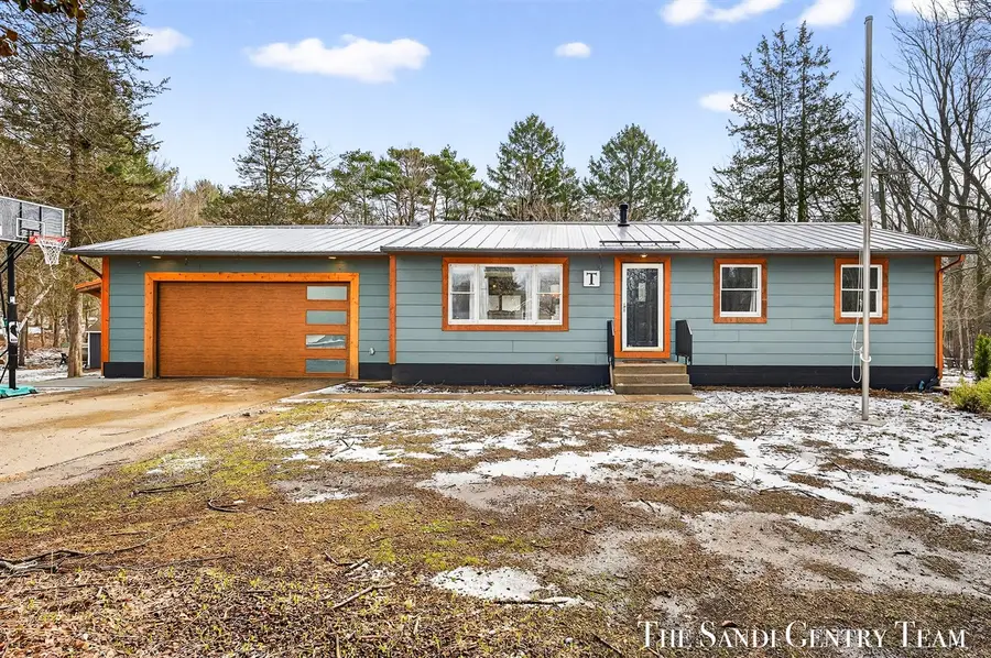 10816 168th, Grand Haven, MI 49417 - #3