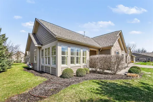 955 Bridge Walk, Ada, MI 49301