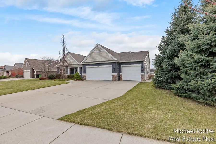 7532 Waterline, Allendale, MI 49401 - #3