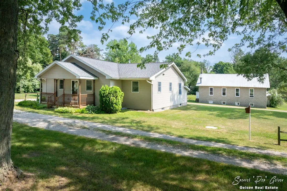 7961 W Sidney, Greenville, MI 48838 - #1