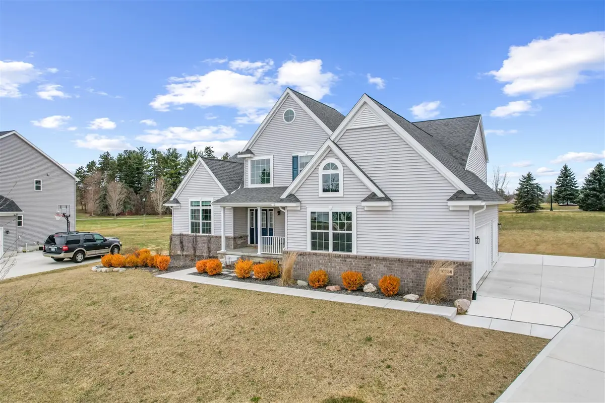 10286 High Meadow, Saline, MI 48176 - #1