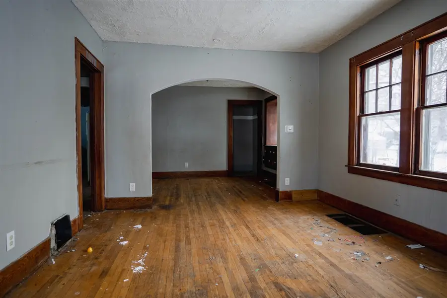 1522 Robertson, Lansing, MI 48915 - #2