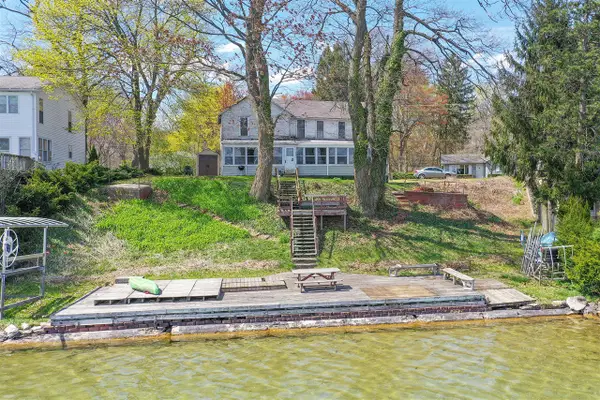 68270 N Shore, Edwardsburg, MI 49112