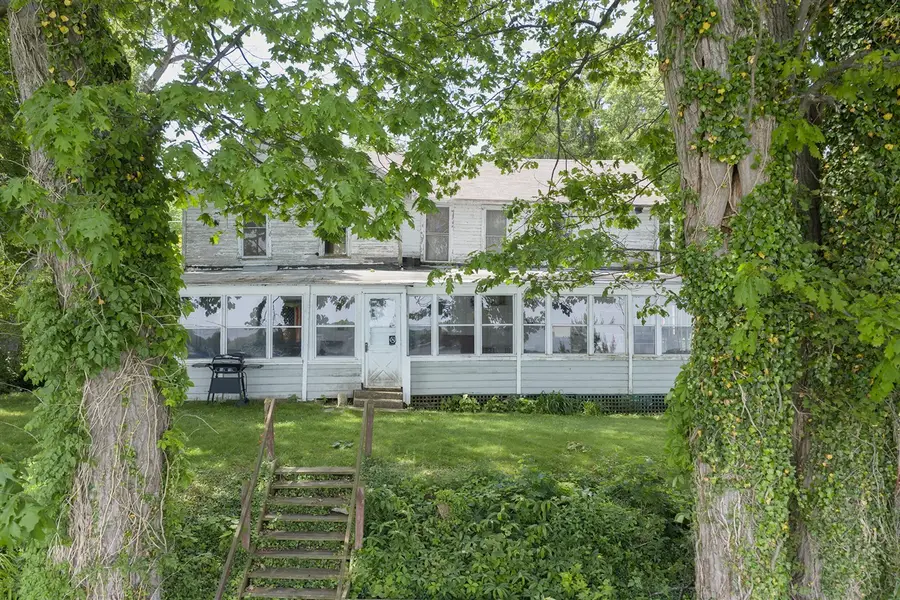 68270 N Shore, Edwardsburg, MI 49112 - #2