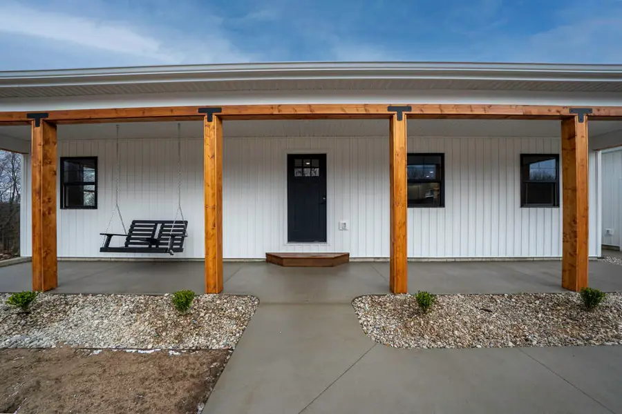 586 W Buchanan, Shelby, MI 49455 - #3