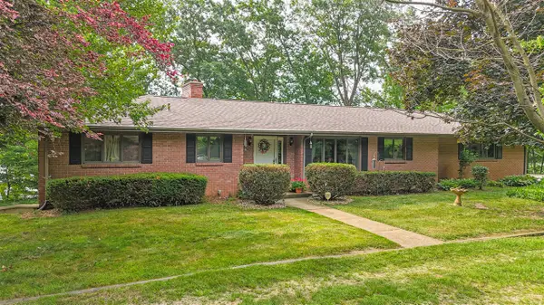 55835 Davis, Dowagiac, MI 49047