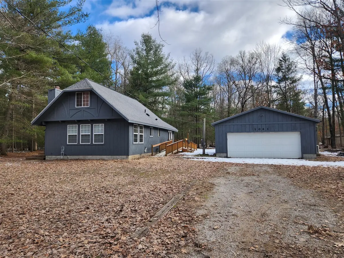 1041 Wolf Lake, Baldwin, MI 49304 - #1