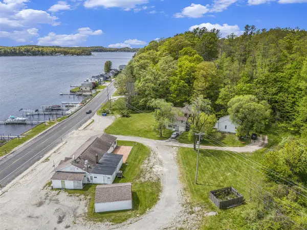 5164 Monroe, Pentwater, MI 49449