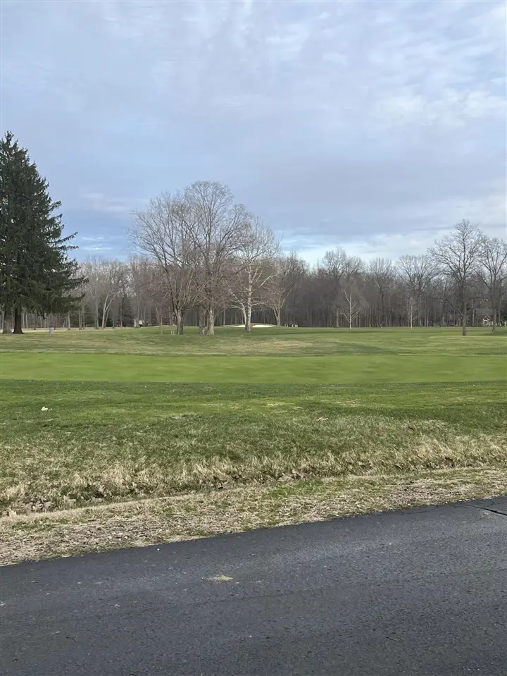 916 Point O Woods, Benton Harbor, MI 49022 - #3