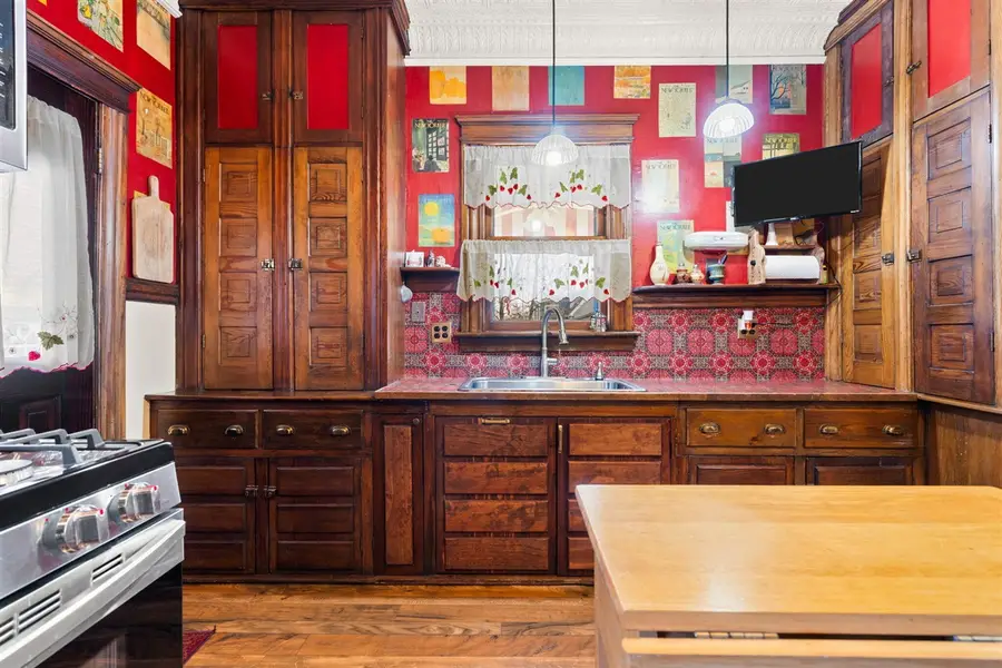 1401 Greenwood, Jackson, MI 49203 - #3