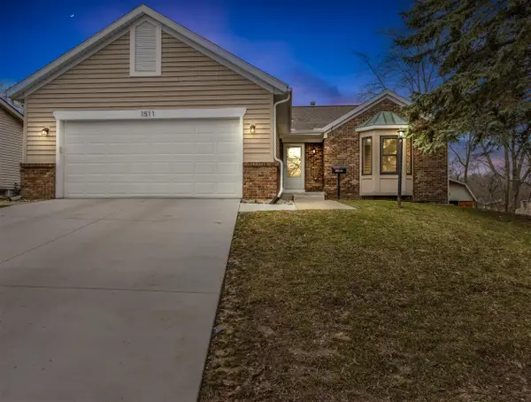 1511 Lenox, Grand Rapids, MI 49506