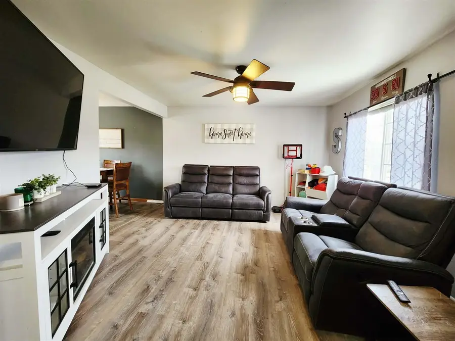 8257 Lockerbie, Parma, MI 49269 - #2