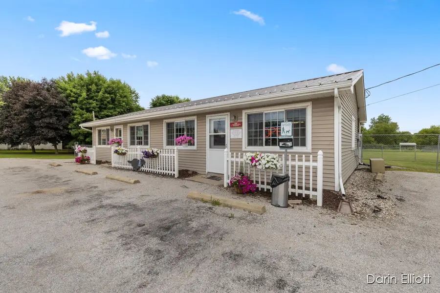 2389 N State, Ionia, MI 48846 - #2