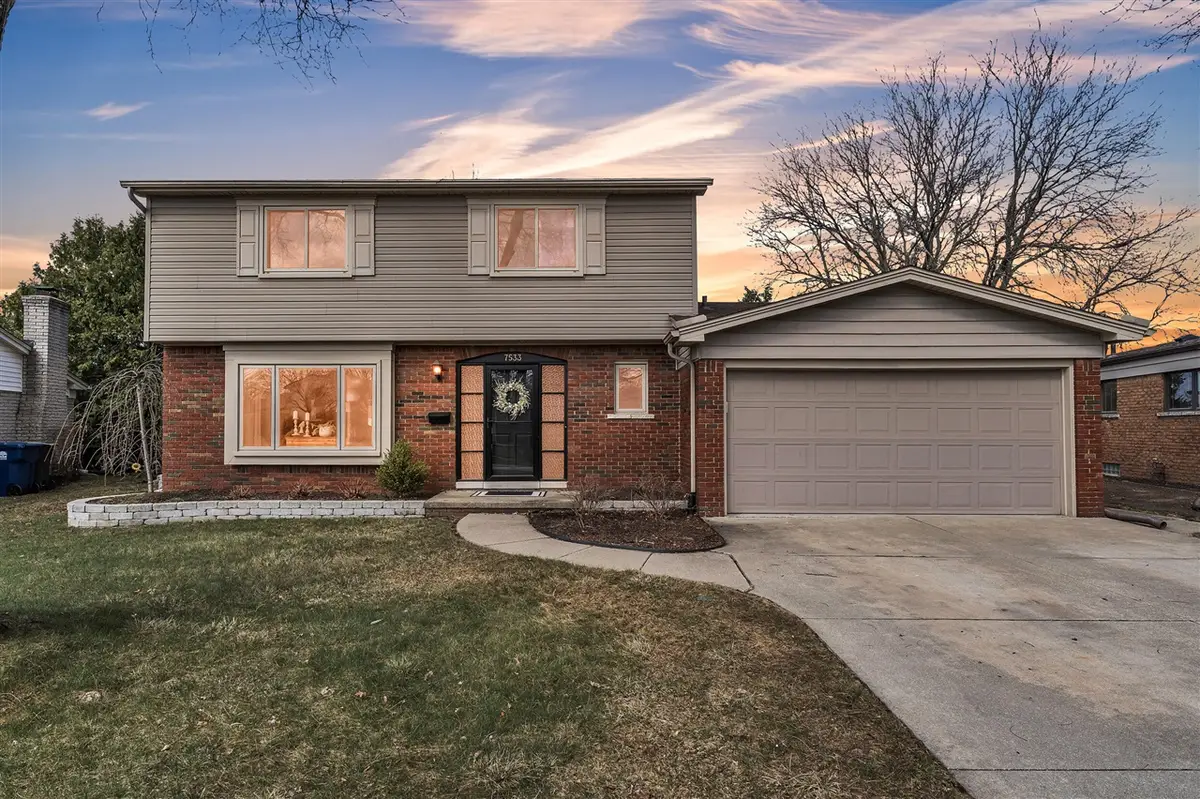 7533 Hillsboro, Canton, MI 48187 - #1