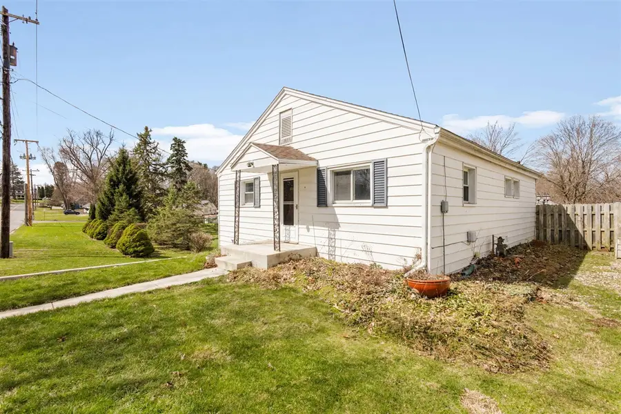 204 Terre Coupe, Buchanan, MI 49107 - #2