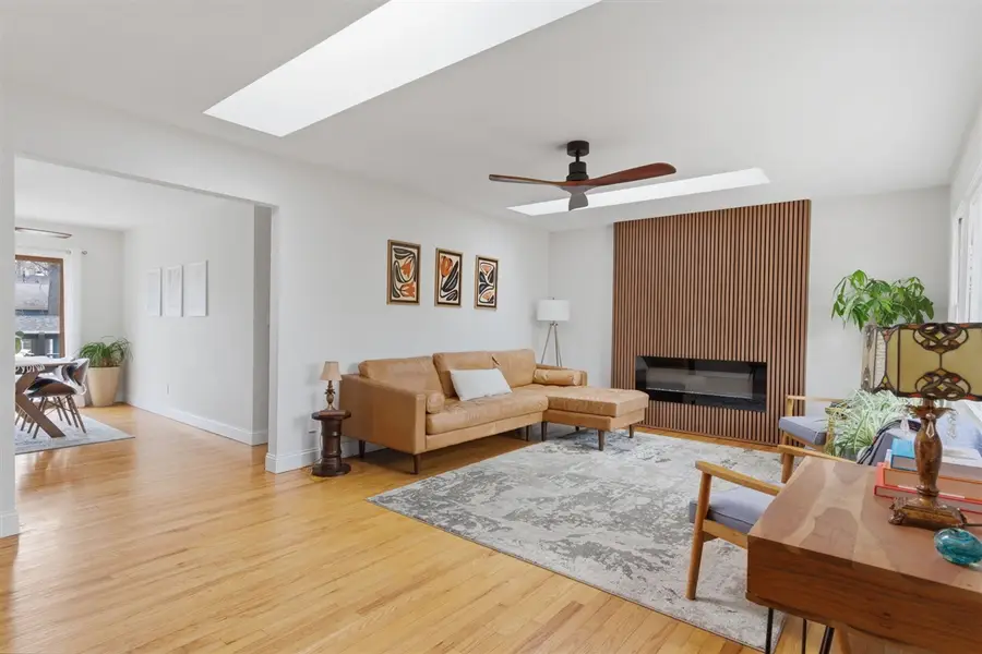 321 S Taylor, New Buffalo, MI 49117 - #3