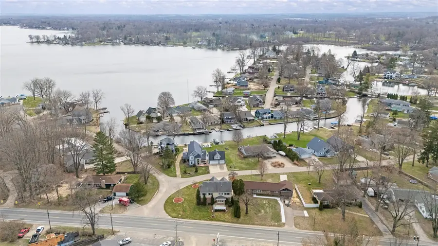 5036 Shoreview, Coloma, MI 49038 - #3