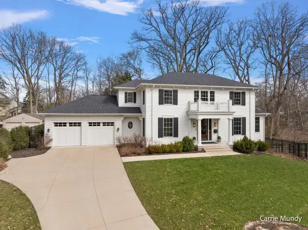 2725 Beechwood, Grand Rapids, MI 49506