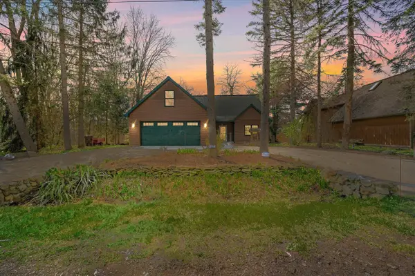 160 Eastshore, Jerome, MI 49249