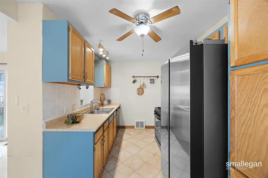 1011 Johnston, Grand Rapids, MI 49507 - #3