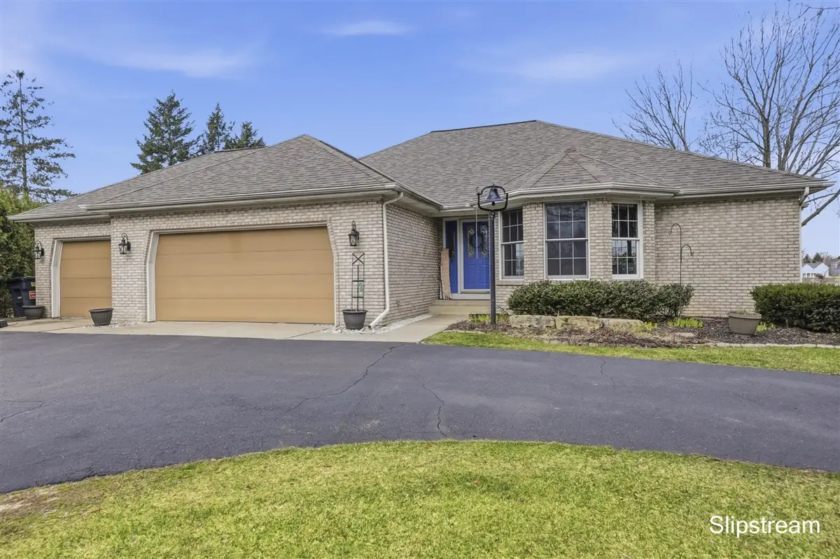 6807 Kenowa, Grandville, MI 49418 - #1