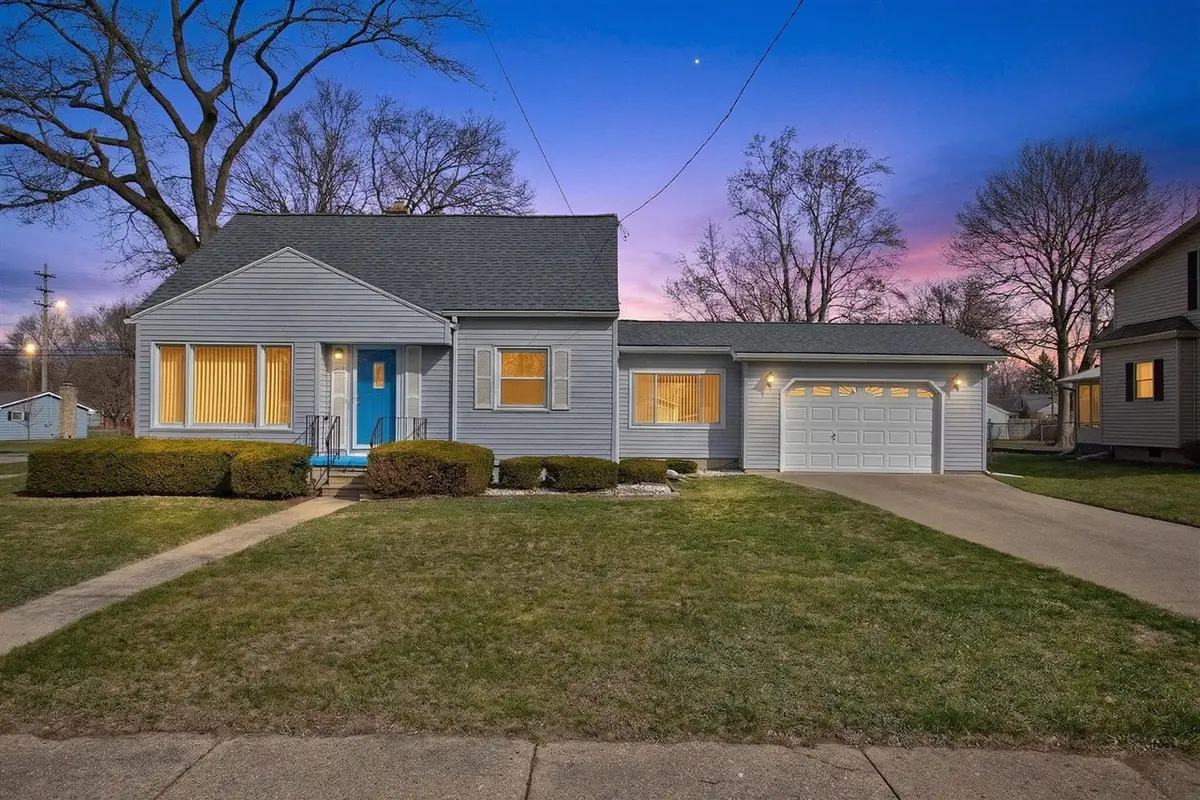 2318 Lancaster, Jackson, MI 49202 - #1