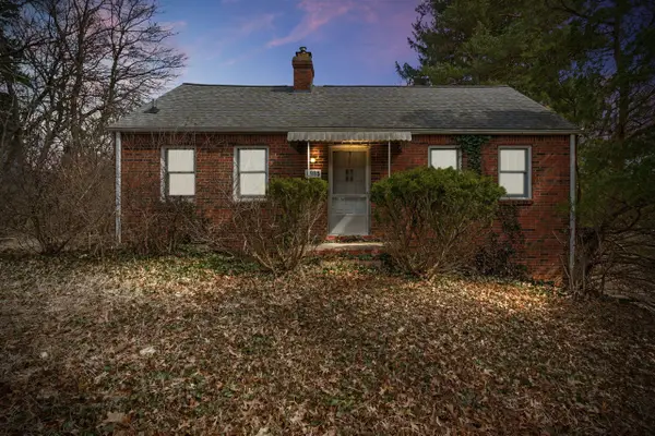 4985 Munger, Ypsilanti, MI 48197