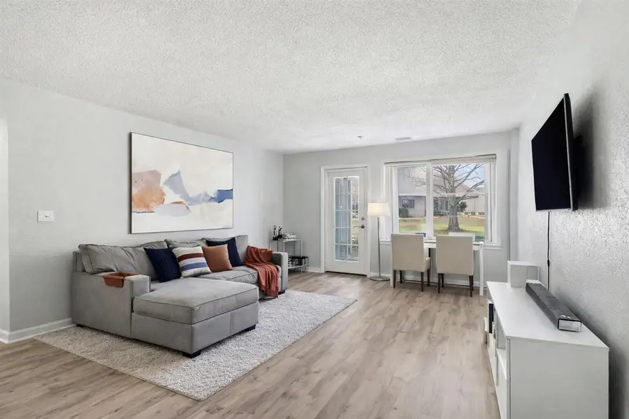 1295 Millbrook, Ann Arbor, MI 48108 - #3