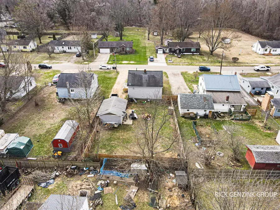 614 W High, Bangor, MI 49013 - #3