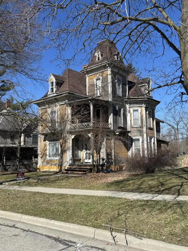 112 W Main, Manchester, MI 48158