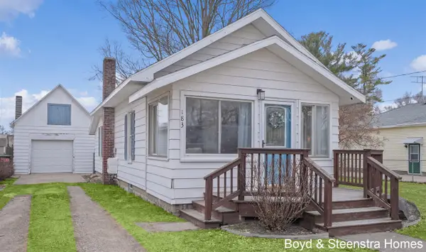 183 3rd, Cedar Springs, MI 49319