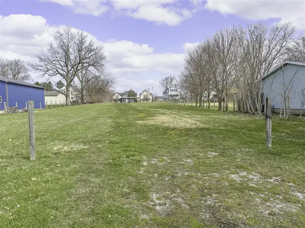 200 W Locust, Three Oaks, MI 49128