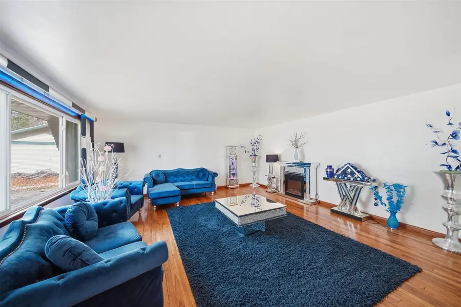 2705 Glendale, Jackson, MI 49203 - #3