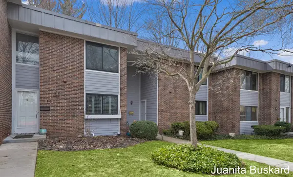 4106 North Norway, Kentwood, MI 49546